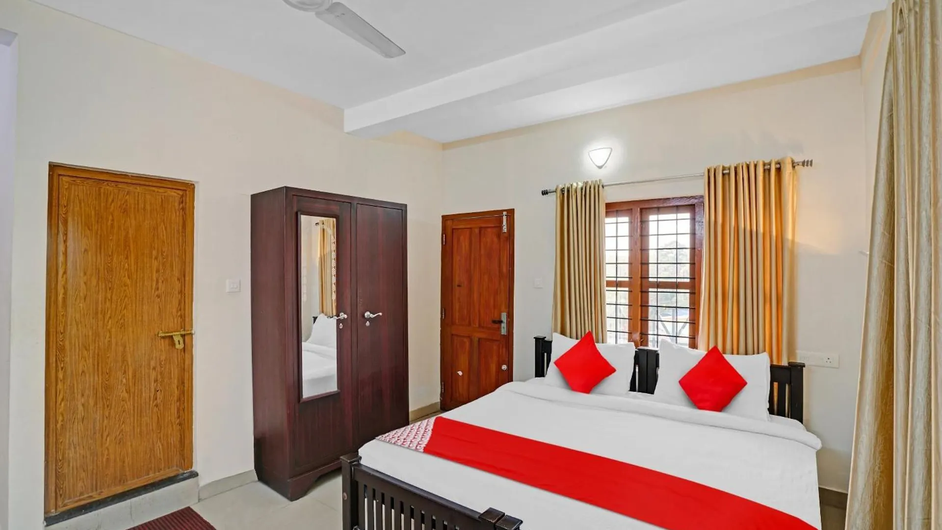 Hotel O Chaitanaya Inn Infopark Kochi Muttam   Muttam (Ernakulam)